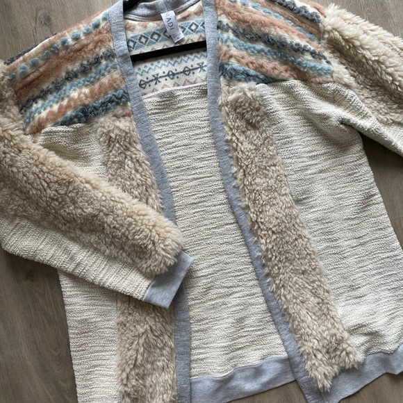 Anthropologie Sweater NWOT - Picture 1 of 3